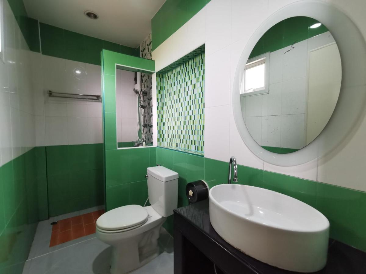 Smile Resort Sriracha Сирача Экстерьер фото