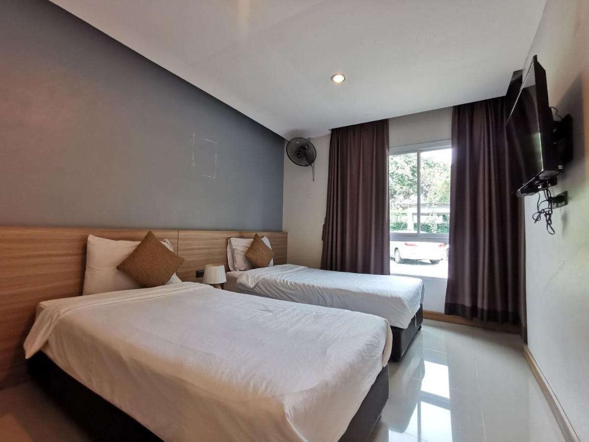 Smile Resort Sriracha Сирача Экстерьер фото